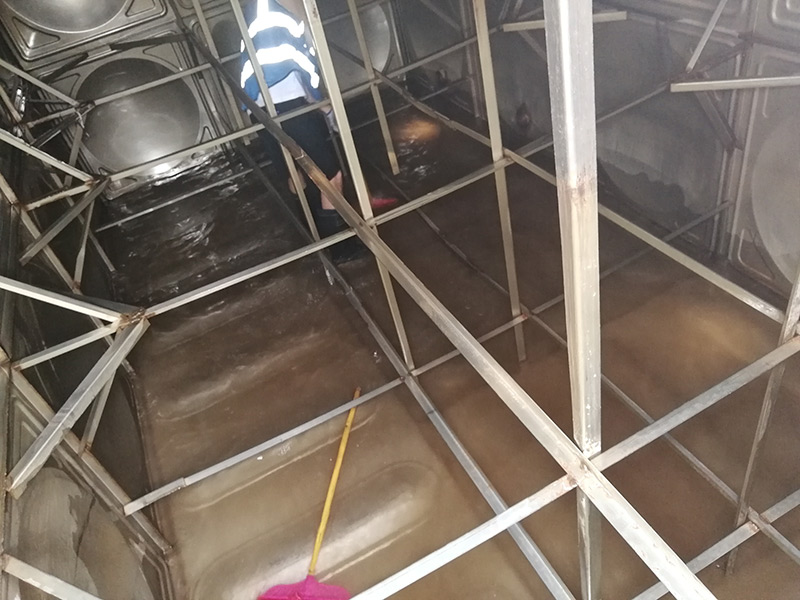 不锈钢长寿生活水箱的清洗和维护有哪些专业要求