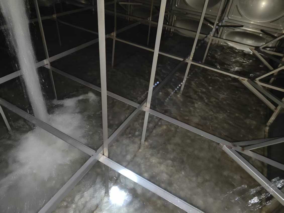 二次供水长寿水箱定期清洗的重要性解析