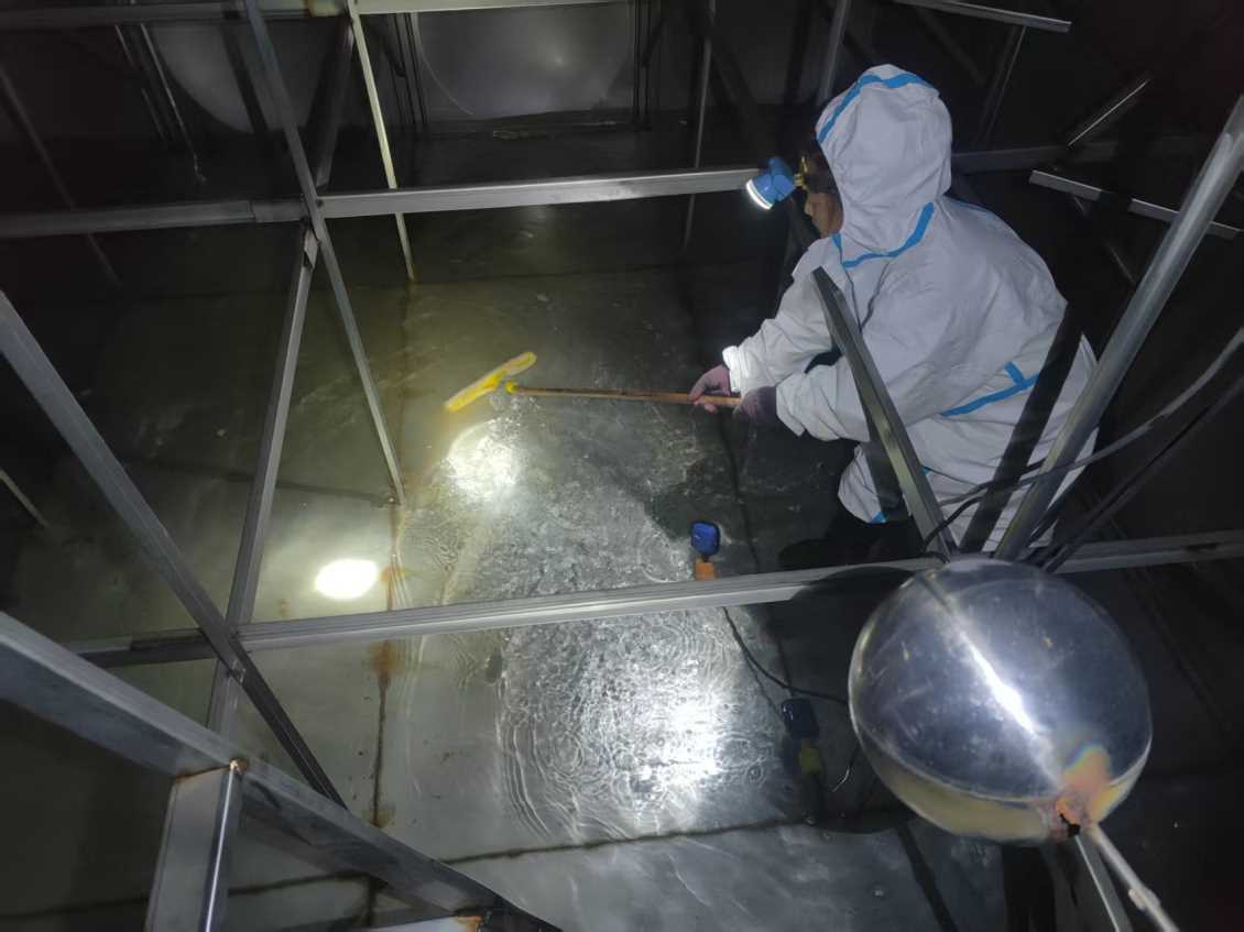 长寿二次供水水箱清洗