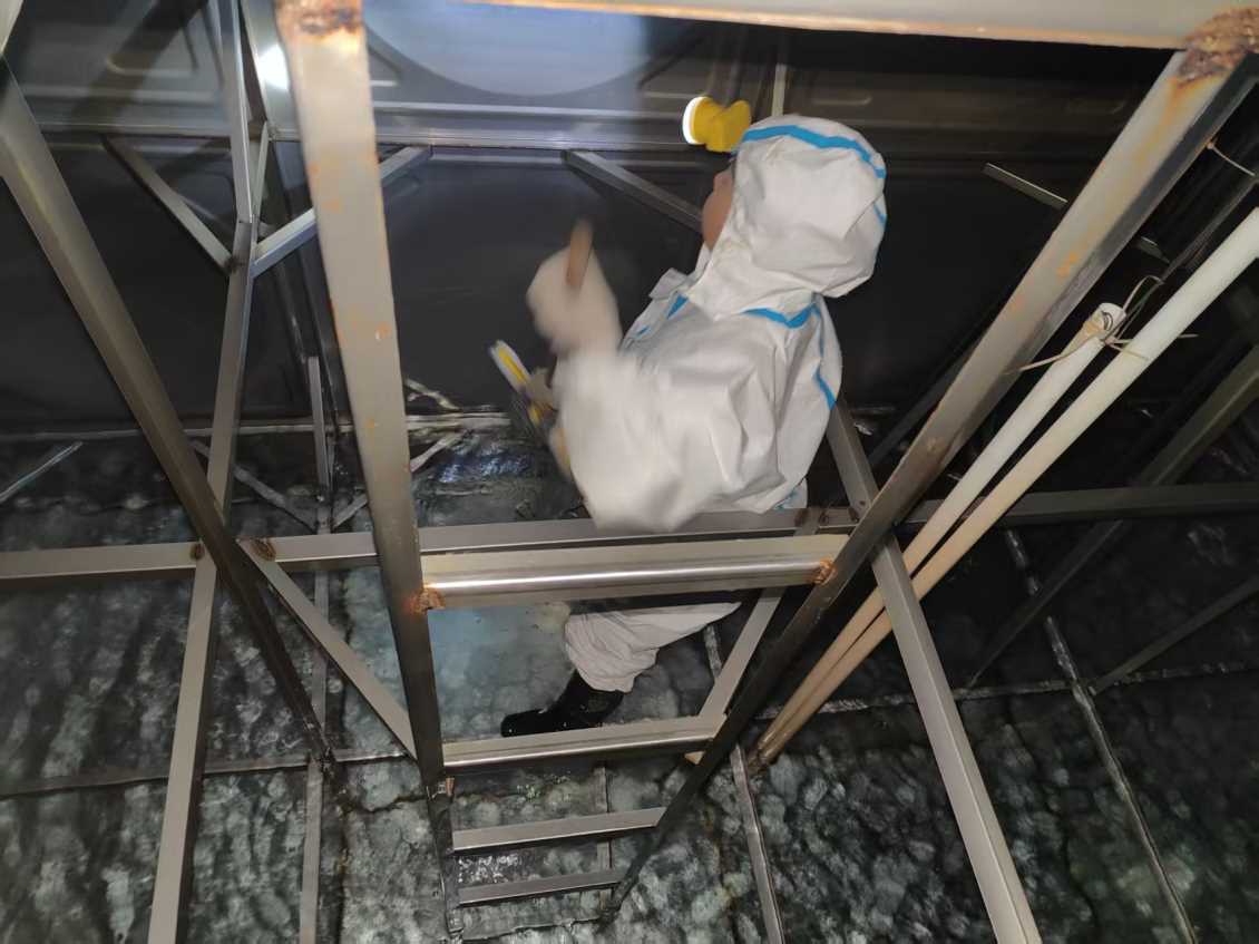 长寿生活水箱清洗的必要性与科学流程